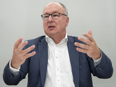 Pierre-Yves Maillard plaide pour un soutien aux apprentis