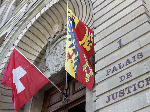 Impliquée dans la mort d'un motard - Vieille dame acquittée