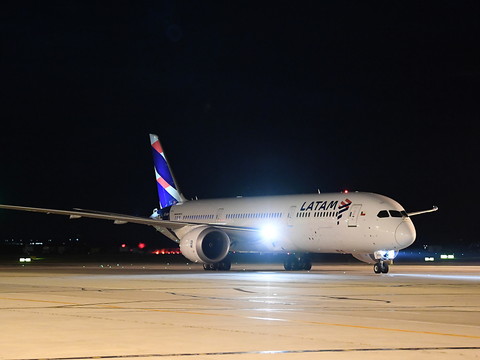 LATAM Airlines va supprimer 1400 emplois en Amérique du Sud