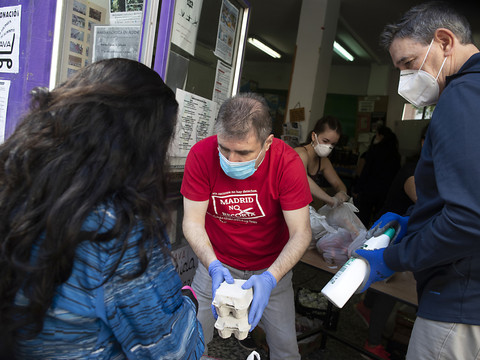 La pandémie de coronavirus a fait près de 310'000 morts