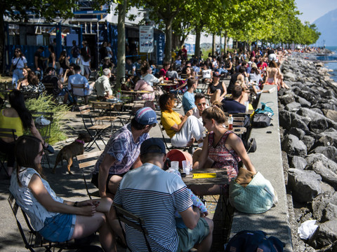 A Lausanne, les terrasses reprennent peu à peu vie