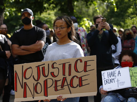 Beyonce réclame justice pour George Floyd