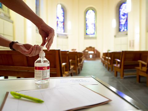 Coronavirus: les mesures prises en Suisse ont fortement réduit les cas