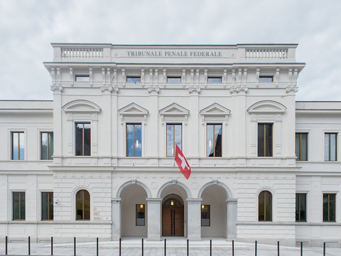 Chasse à l'ours en Russie: condamnation symbolique pour le policier