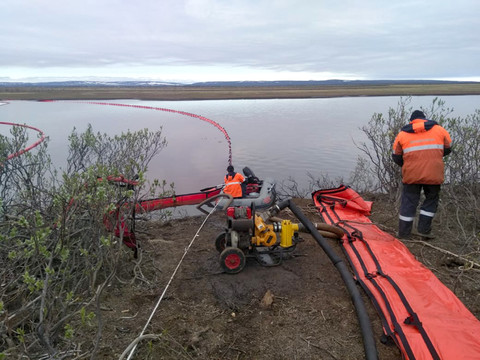 Progression de la marée noire dans l'Arctique russe 