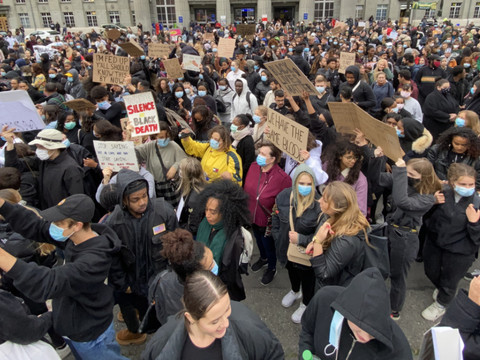 Les Suisses ont manifesté ce week-end contre le racisme