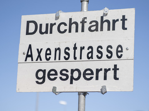 L'Axenstrasse fermée après un nouvel éboulement