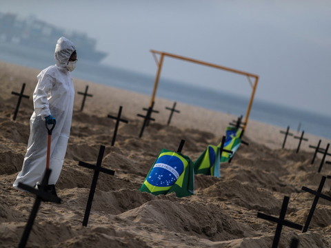 Le Brésil, 2e pays où le coronavirus tue le plus