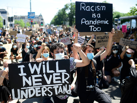 Manifestations dans de nombreuses villes suisses contre le racisme