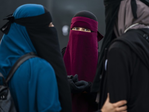 Le Parlement rejette l'initiative anti-burqa