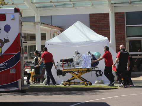Les Etats-Unis passent la barre des 2,5 millions de contaminés