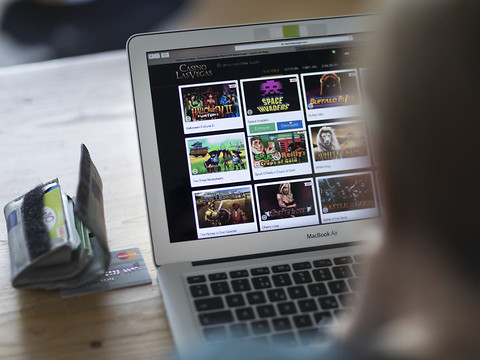 Premiers blocages de prestataires de jeu étrangers en 2019
