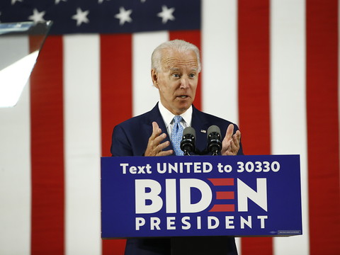 Covid-19: Biden annonce qu'il n'organisera pas de meeting