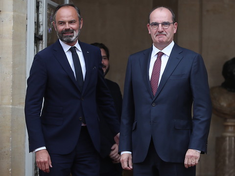 Macron change de gouvernement à deux ans de la présidentielle