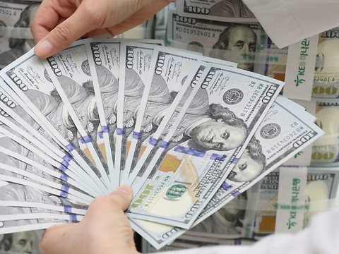 Le nombre de millionnaires augmente en Suisse