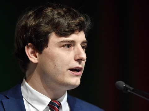 Rente-pont pour travailleurs âgés: des UDC lancent le référendum