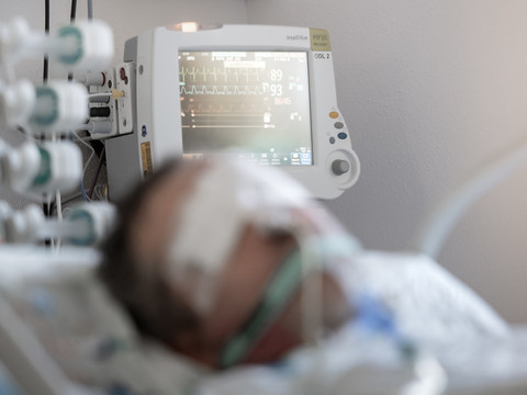 Nonante-neuf nouveaux cas de Covid-19 en 24 heures en Suisse