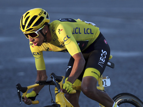 Bernal a rejoint l'Europe défendre son maillot jaune