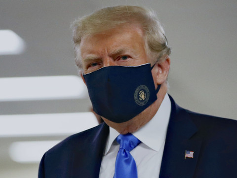 Donald Trump défend le port du masque comme un geste 