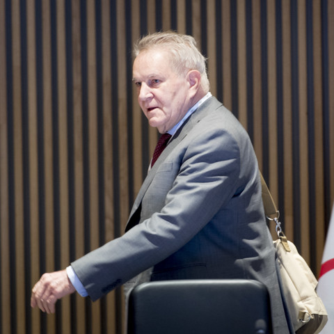 Denis Oswald: 