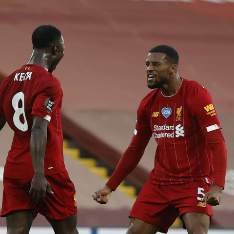 Premier League: Liverpool bat Chelsea avant de soulever le trophée