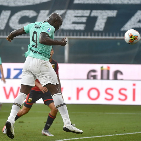 L'Inter repasse deuxième et presse la Juventus
