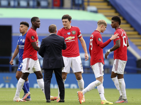 ManU et Chelsea en C1, Arsenal condamne Watford