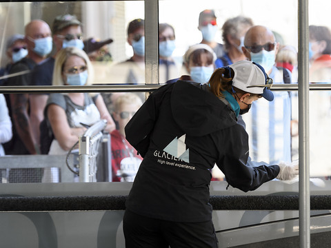 Règles de conduite contre le coronavirus: l'OFSP lance une nouvelle campagne