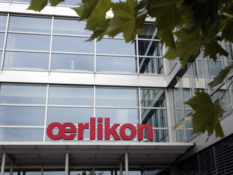 Oerlikon plombé au 1er semestre, entrevoit une lueur d'espoir