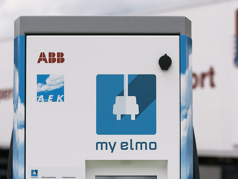 ABB livre des chargeurs pour véhicules électriques au Japon