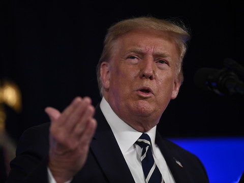 Relance américaine: pas d'avancée au Congrès, Trump prêt à agir