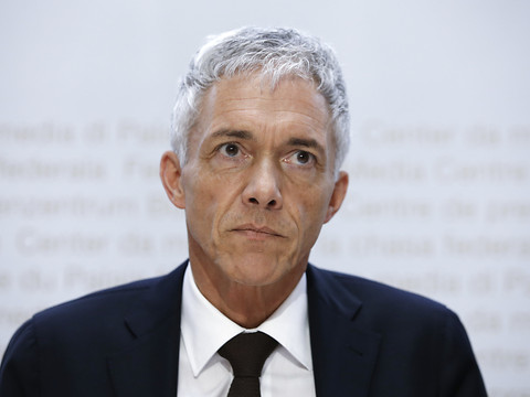 Une commission des Etats veut lever l'immunité du procureur général
