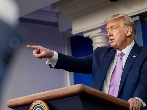 Trump annonce un sixième contrat pour un vaccin contre le Covid-19