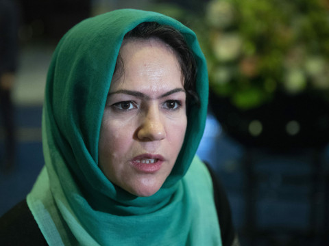 Négociatrice afghane et militante des droits des femmes attaquée