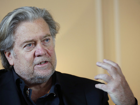 Steve Bannon, ex-conseiller de Trump, arrêté