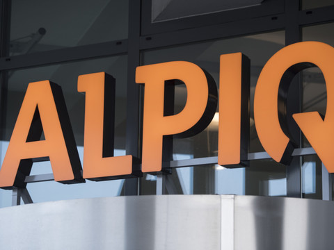 Alpiq a réduit sa perte nette au premier semestre