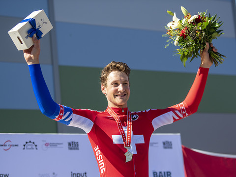 Küng champion d'Europe du contre-la-montre à Plouay