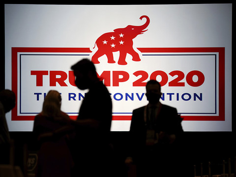 Adoubé par les républicains, Trump accuse les démocrates de fraude