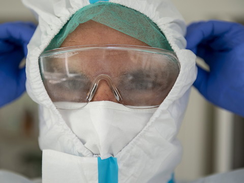 La Hongrie va refermer ses frontières mardi par peur du coronavirus