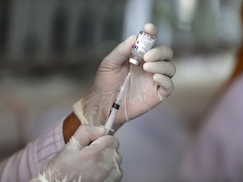 Vaccin anti-Covid-19: Etats-Unis prêts à une procédure accélérée