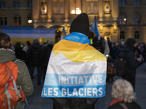 L'objectif zéro émission de CO2 à inscrire dans la Constitution