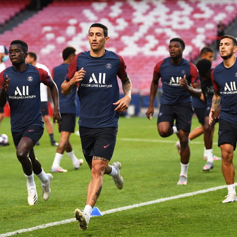 Trois joueurs du PSG positifs au Covid-19, dont Neymar