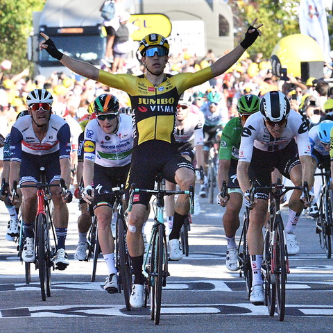 Tour de France: le phénomène Van Aert tient sa victoire d'étape