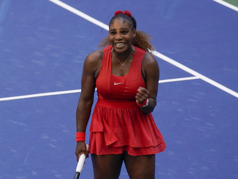 Serena Williams: une heure dans le dur avant de dérouler
