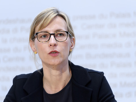 Une virologue recommande les tests et les masques aux enfants aussi