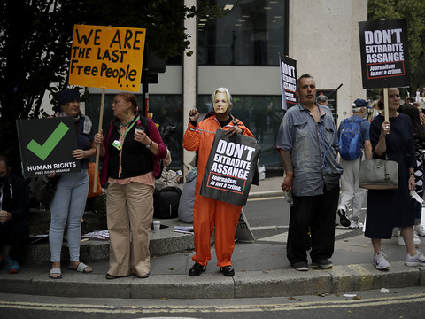 La demande d'extradition d'Assange devant la justice à Londres