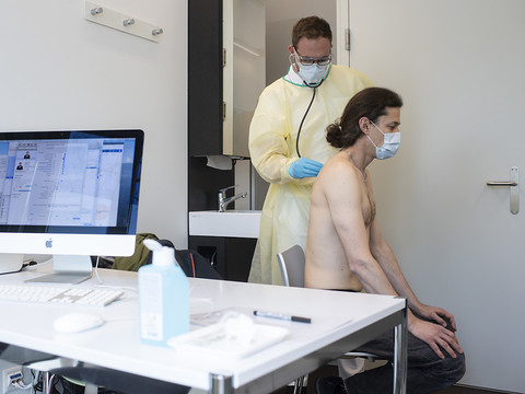 Le Covid-19 va peser sur la charge de l'assurance-maladie
