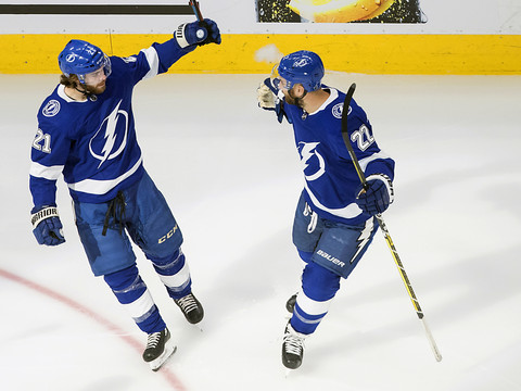 Le Lightning écrase les Islanders