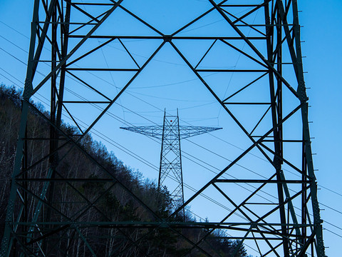 Ligne Chamoson-Chippis: victoire d'étape pour Swissgrid