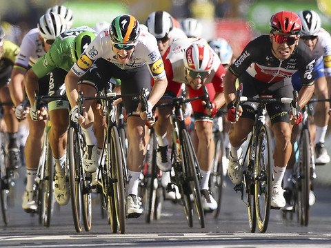 TdF: Bennett s'impose dans la 10e étape animée par les Suisses